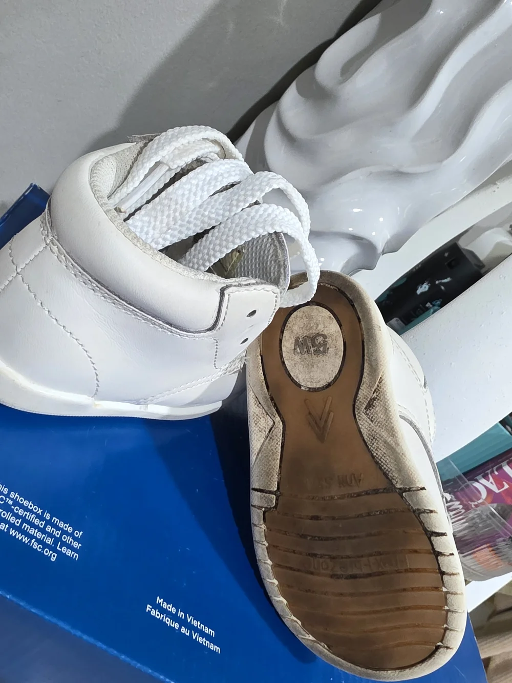 Kids White Leather High-Top Shoes